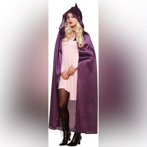NEW! Spirit Sarah Sanderson Hooded Cape